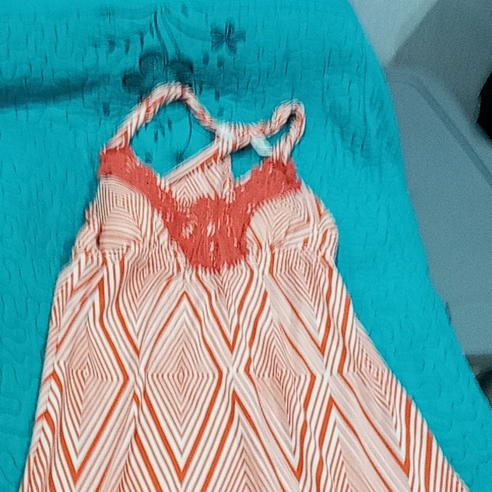 Dress - Picture 2 of 3